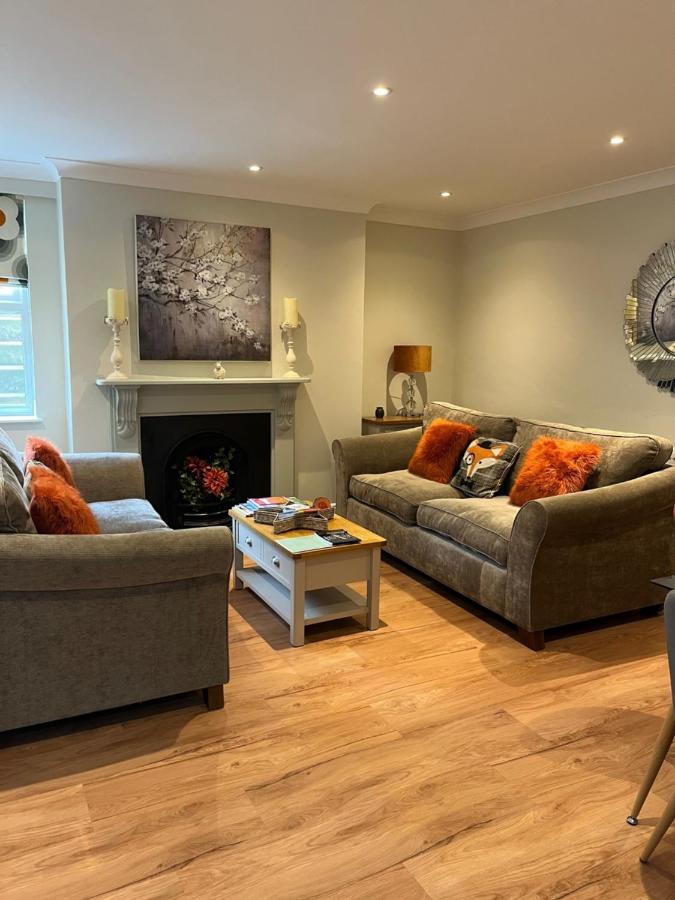 Luxury Refurbished 2 Bedroom Regency Apartment Cheltenham Exterior foto